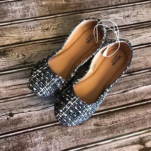 🌟Mossimo Flats 🌟 SOLD